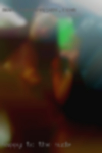 Happy to send photos upon in the nude request.