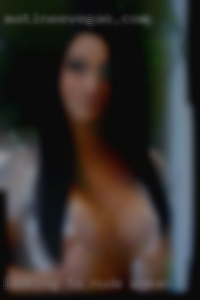 Looking nude woman to keep exploring.