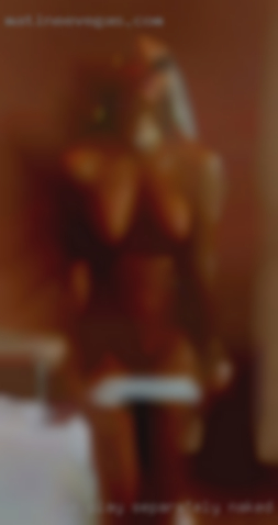 We play separately naked woman and as a couple.